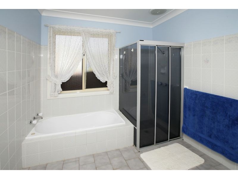 18 Harrier Street, Estella NSW 2650