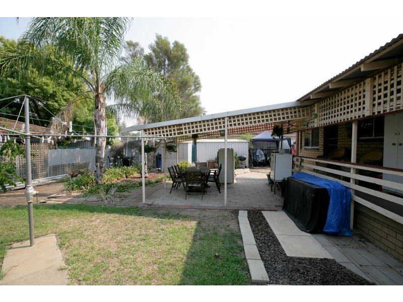 15 Moran Street, Tolland NSW 2650