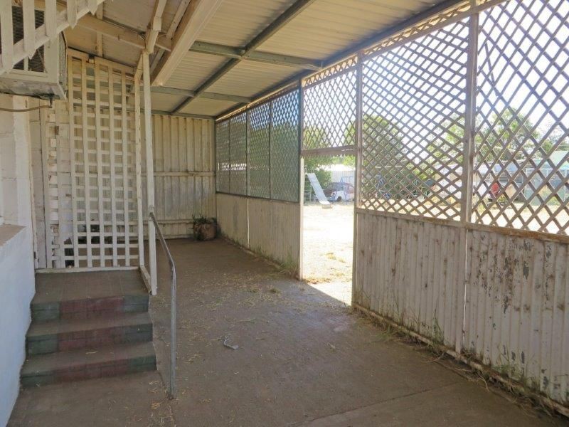 8 William St, Junee NSW 2663