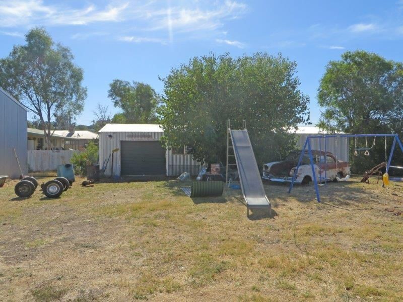 8 William St, Junee NSW 2663