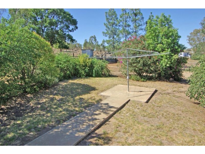 11 Golf Ave, Junee NSW 2663