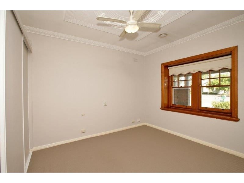 217 Gurwood St, Wagga Wagga NSW 2650