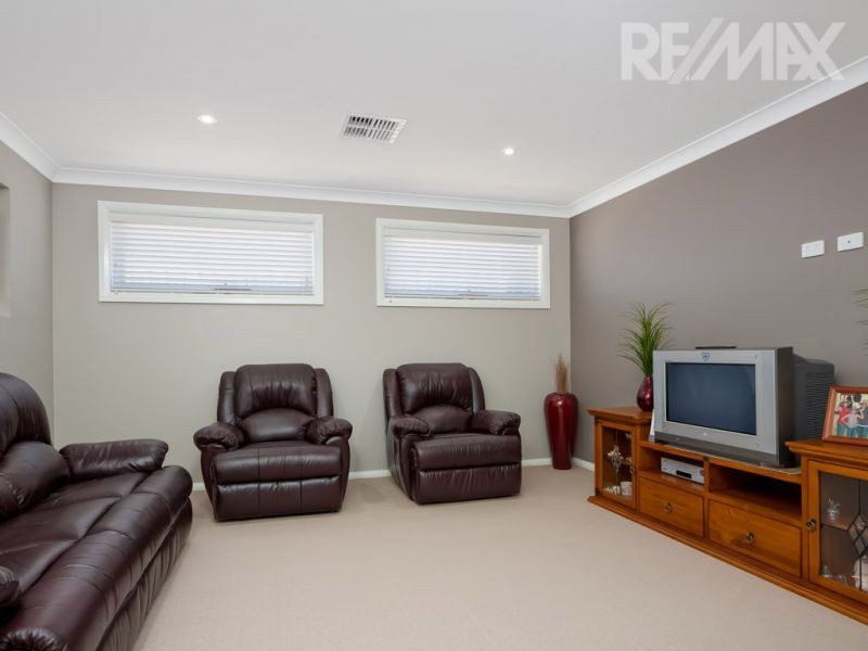 2/2 Clarence Place, Tatton NSW 2650