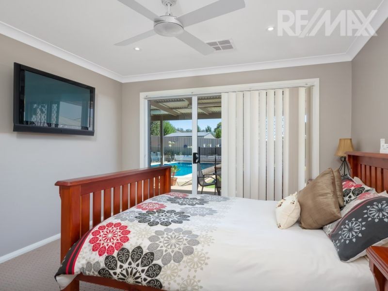 2/2 Clarence Place, Tatton NSW 2650