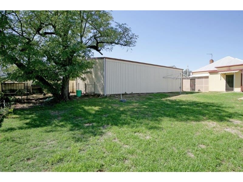 30 William St, Junee NSW 2663