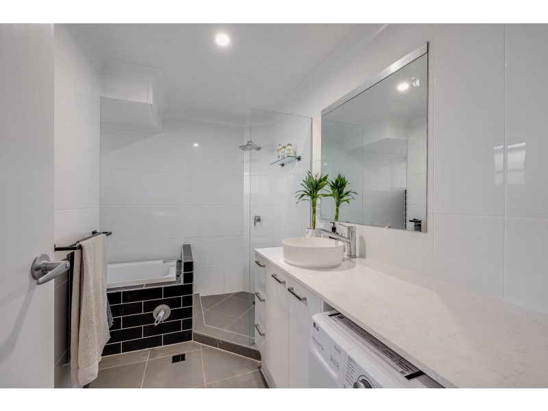 9/33 Margaret Street, East Toowoomba QLD 4350