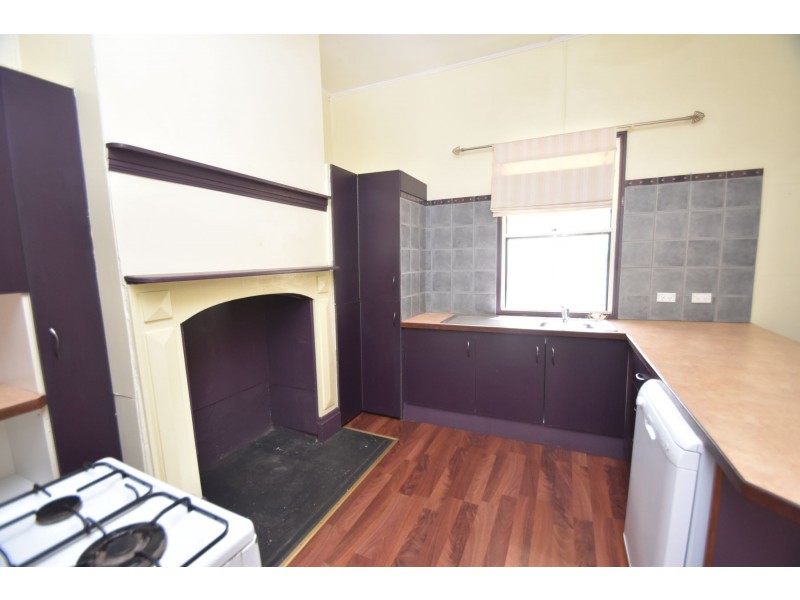 33 Raff St, Toowoomba City QLD 4350