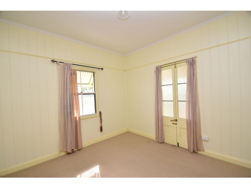 33 Raff St, Toowoomba City QLD 4350