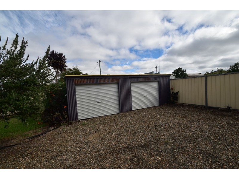 33 Raff St, Toowoomba City QLD 4350