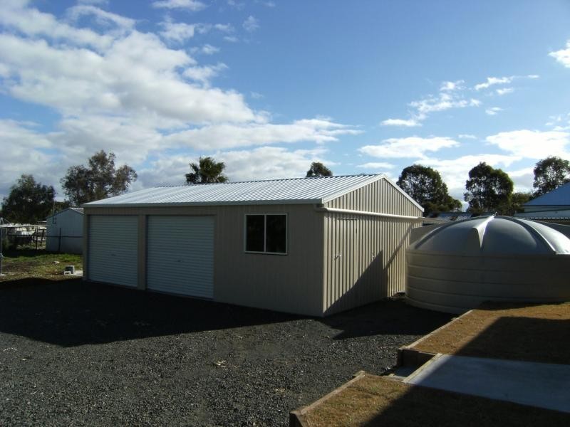 12 Queen St, Kingsthorpe QLD 4400