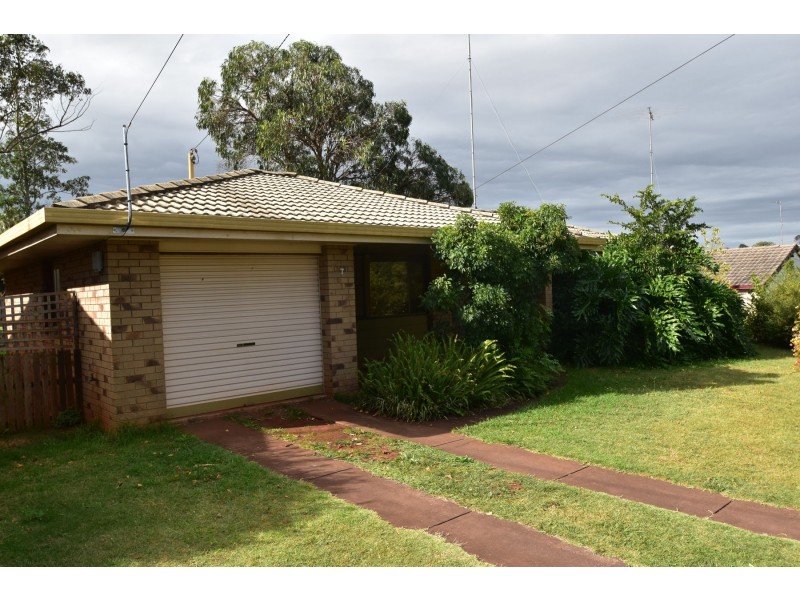 7 Dunemann Street, Kearneys Spring QLD 4350
