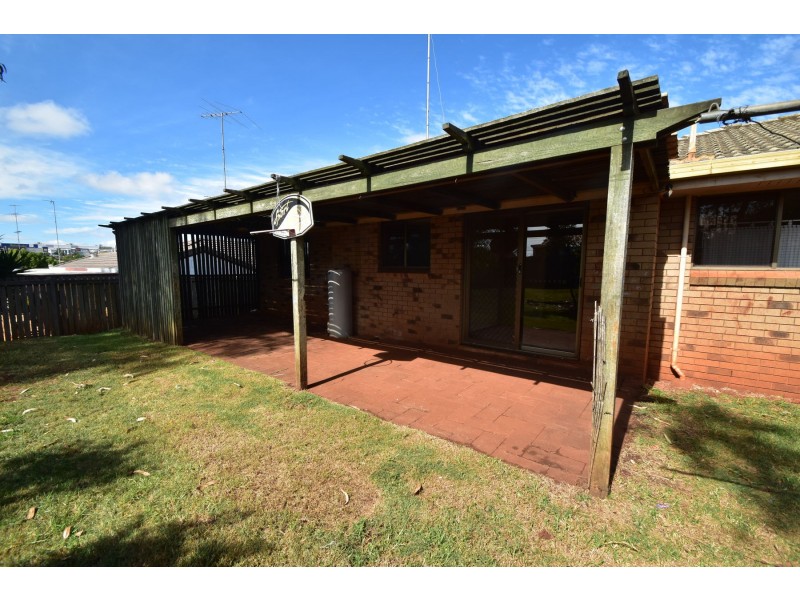 7 Dunemann Street, Kearneys Spring QLD 4350