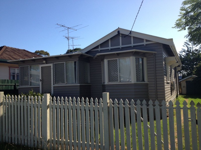 3 Cay Street, Newtown QLD 4350