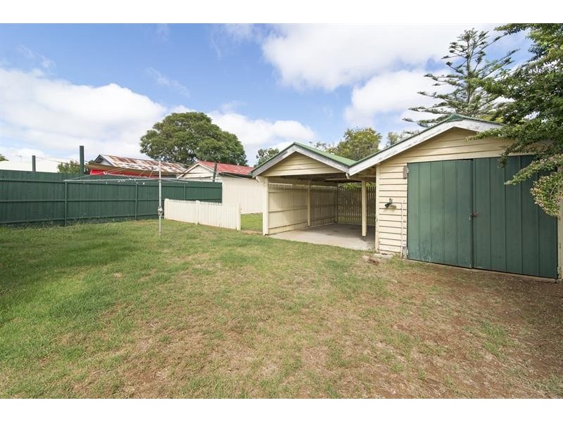 3 Cay Street, Newtown QLD 4350
