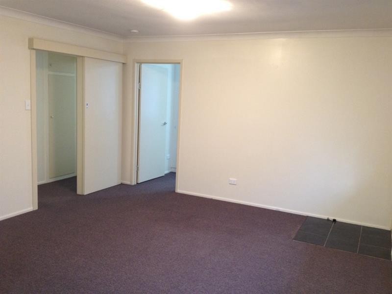 2/2 Creek St, Cambooya QLD 4358