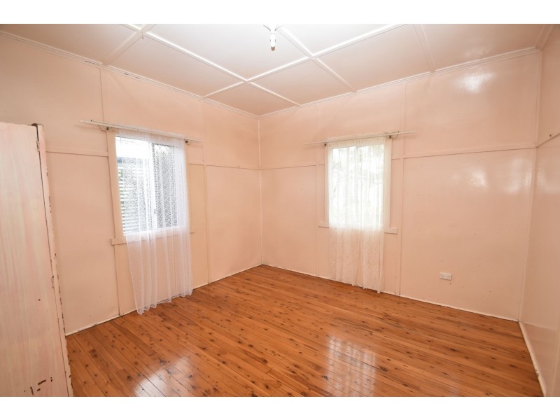 9B Victory Street, Newtown QLD 4350