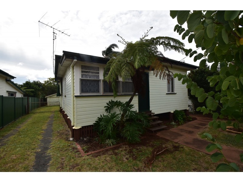 9B Victory Street, Newtown QLD 4350
