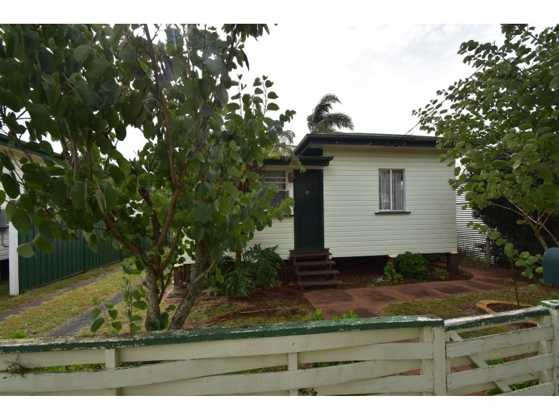 9B Victory Street, Newtown QLD 4350