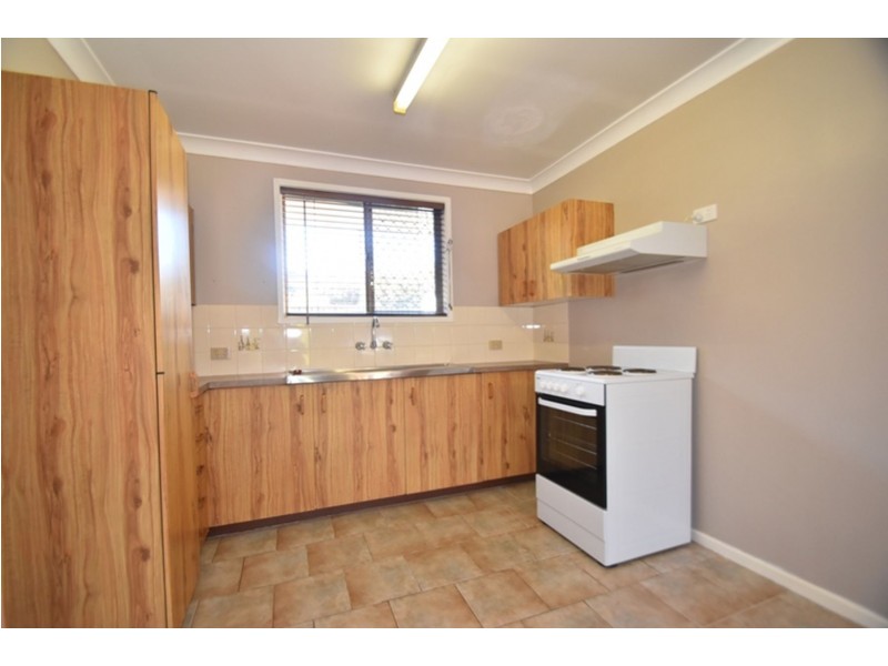 1/23 Friend Street, Harristown QLD 4350