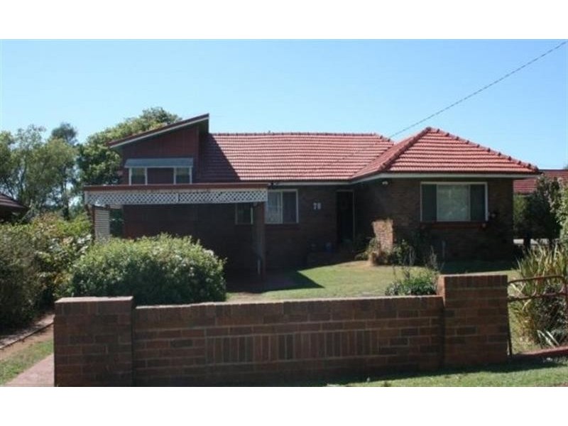 70 Ramsay St, Centenary Heights QLD 4350