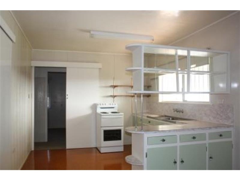 25 Hunter Street, Centenary Heights QLD 4350