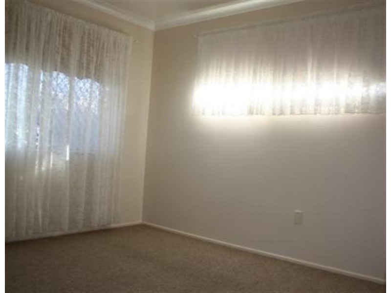 25 Hunter Street, Centenary Heights QLD 4350