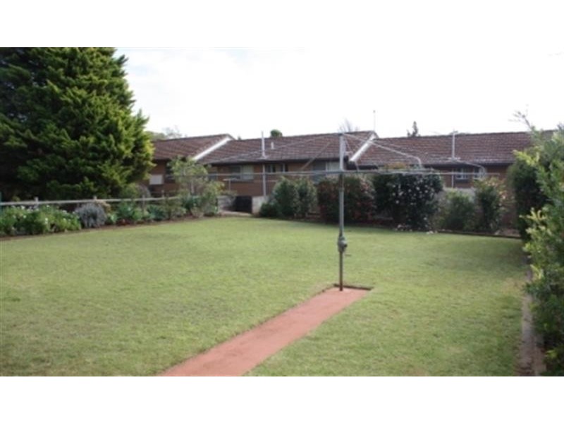25 Hunter Street, Centenary Heights QLD 4350