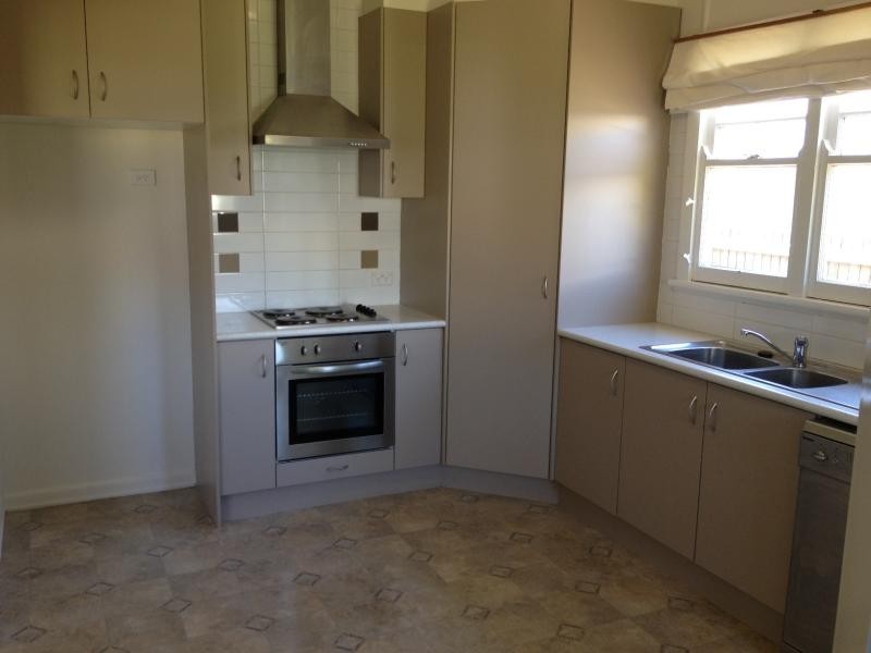 4 Beirne  Street, South Toowoomba QLD 4350