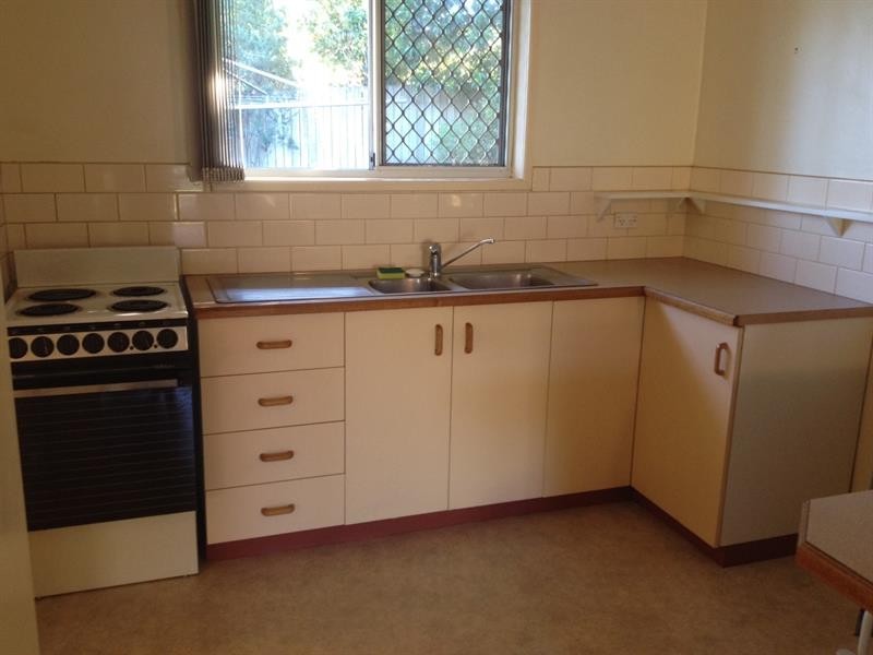 3/3 Prospect St, Mount Lofty QLD 4350