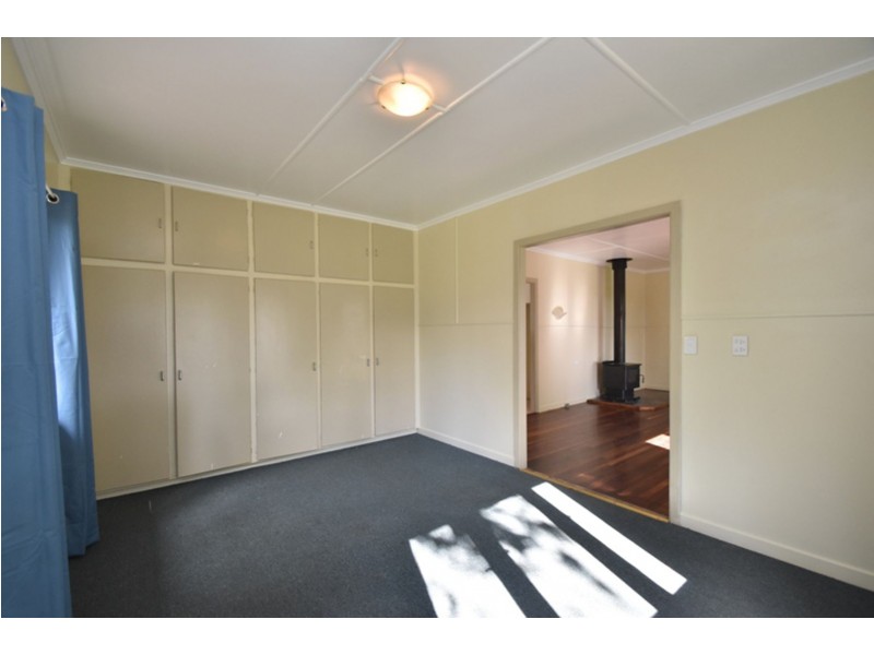 4 Perry Street, Harlaxton QLD 4350