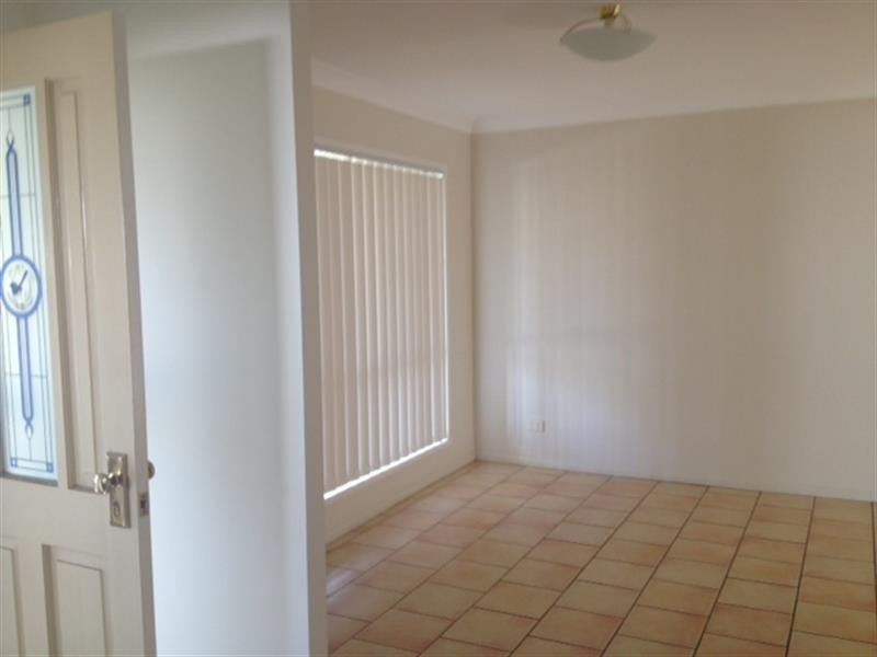 363 Spring Street, Kearneys Spring QLD 4350