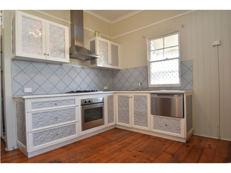 47 Suffolk St, Rangeville QLD 4350