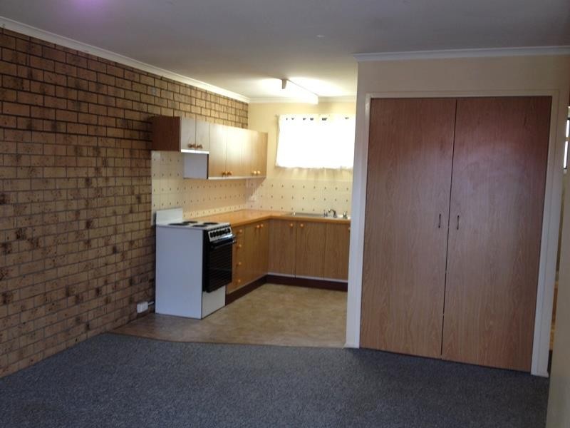 4/10 Phillip St, East Toowoomba QLD 4350