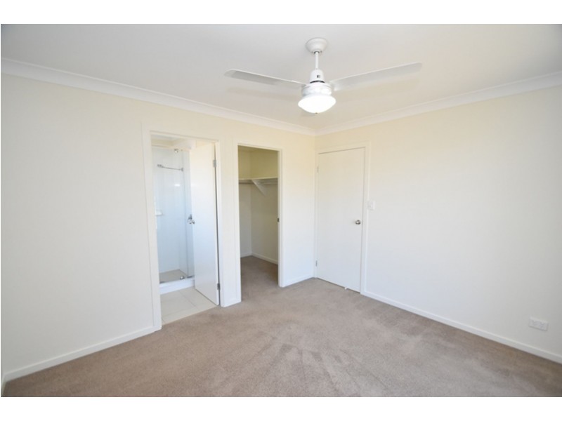 24 Wandoo Crescent, Westbrook QLD 4350