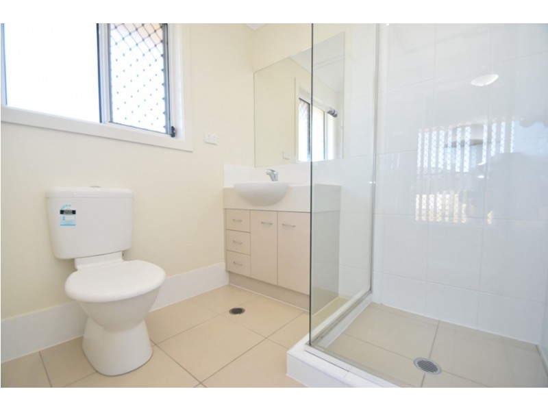 24 Wandoo Crescent, Westbrook QLD 4350