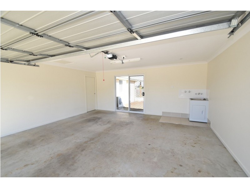 24 Wandoo Crescent, Westbrook QLD 4350