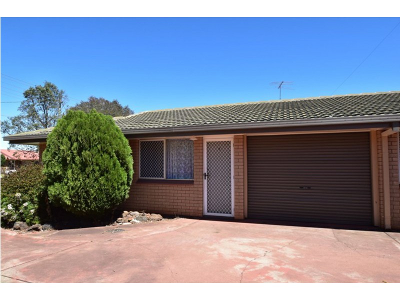 1/41 Hursley Road, Newtown QLD 4350