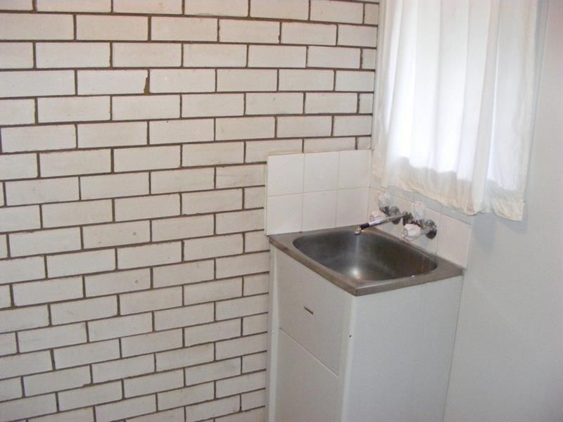 1/3 Hazzard St, Centenary Heights QLD 4350