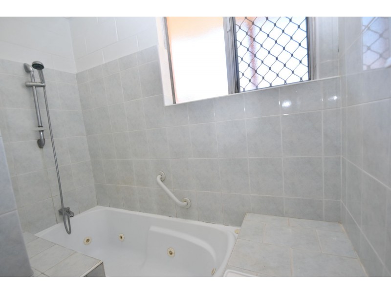 2/24 Healy St, South Toowoomba QLD 4350