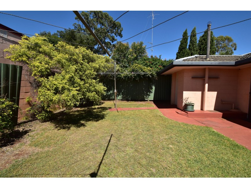 2/24 Healy St, South Toowoomba QLD 4350