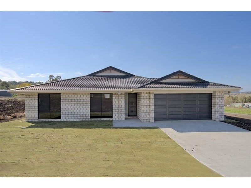10 Calcutt Road, Gowrie Junction QLD 4352
