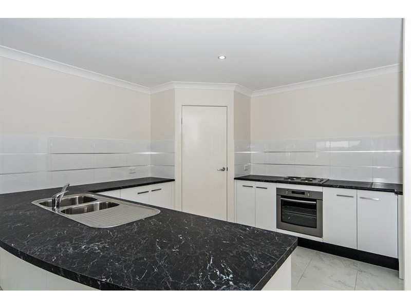 10 Calcutt Road, Gowrie Junction QLD 4352