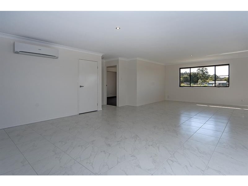 10 Calcutt Road, Gowrie Junction QLD 4352