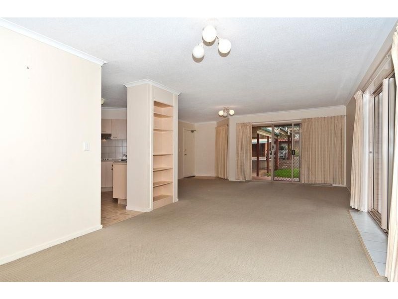 23/367 Margaret St, Newtown QLD 4350