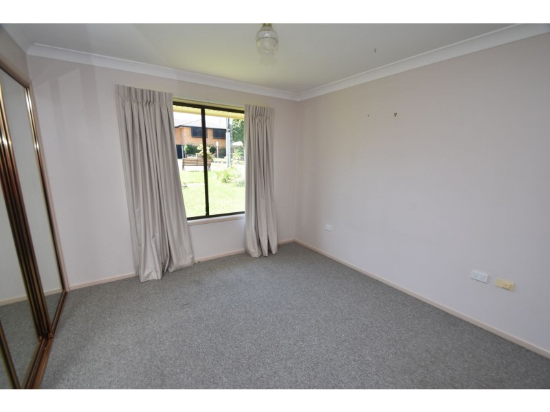 35 Rowbotham St, Rangeville QLD 4350