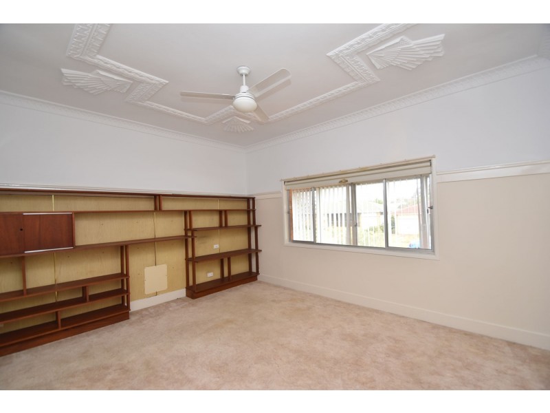 1/12 Jean Street, Harristown QLD 4350