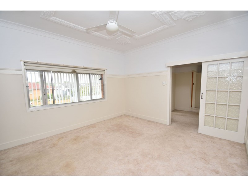 1/12 Jean Street, Harristown QLD 4350