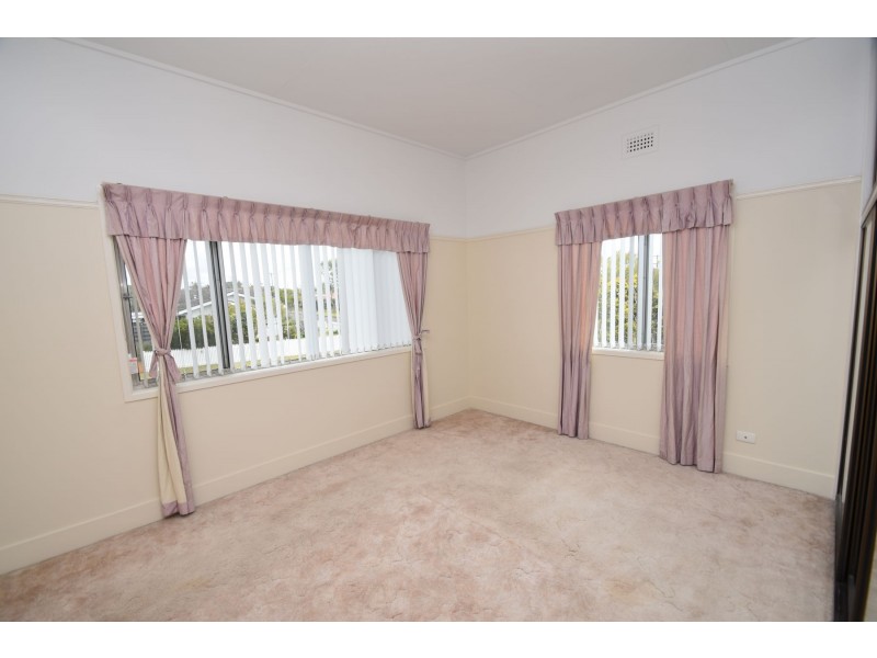 1/12 Jean Street, Harristown QLD 4350