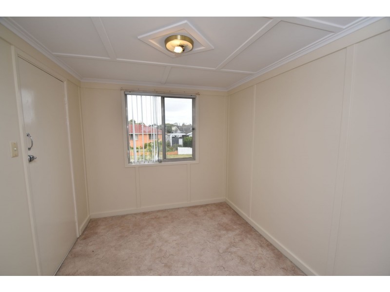 1/12 Jean Street, Harristown QLD 4350