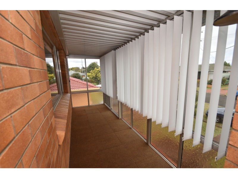 1/12 Jean Street, Harristown QLD 4350